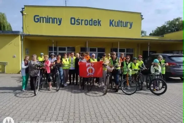 Rowerowa wyprawa do Sielca: historia, przyroda i wspólne biesiadowanie