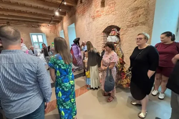 Wernisaż „Teatralne Kostiumy Barokowe” na Zamku Pałuków w Gołańczy