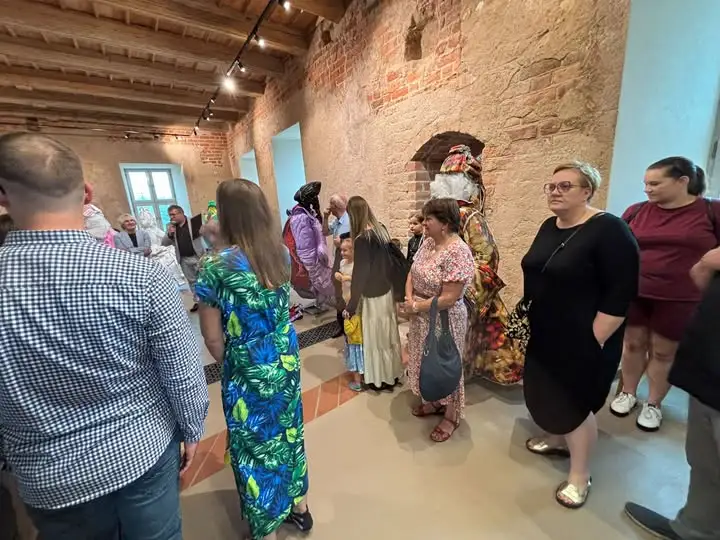 Wernisaż „Teatralne Kostiumy Barokowe” na Zamku Pałuków w Gołańczy