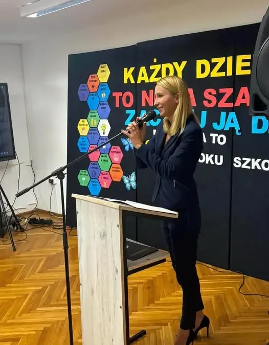 Uroczyste rozpoczęcie roku szkolnego w MOS w Gołańczy – nowa kadencja dyrektor