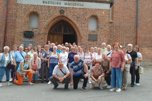 Seniorzy ze „Srebrnej Nici” zwiedzali Warmię i Mazury