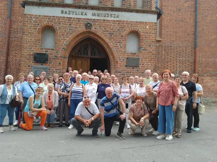 Seniorzy ze „Srebrnej Nici” zwiedzali Warmię i Mazury