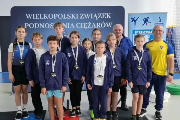 Młodzi atleci z Gołańcza z medalami w Ostrowie Wielkopolskim