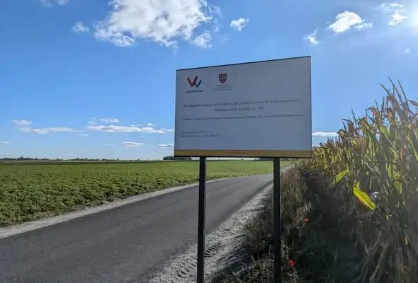 Srebrna Góra: nowa droga asfaltowa do pól już gotowa