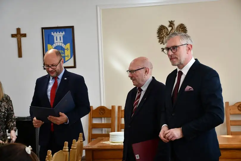 Dzień Edukacji Narodowej w Gminie Gołańcz – nagrody i podziękowania dla nauczycieli