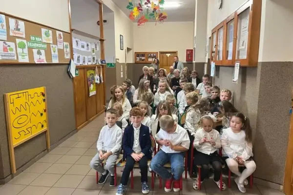 Dzień Edukacji Narodowej w Szkole Podstawowej w Panigrodzu – relacja z uroczystości