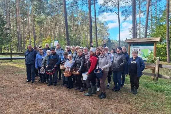 Grzybobranie z GOK Damasławek – relacja z wyjazdu do Wyszyn