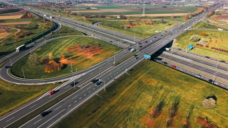 Nowa droga w Łosińcu: bezpieczniej i jaśniej dzięki inwestycji