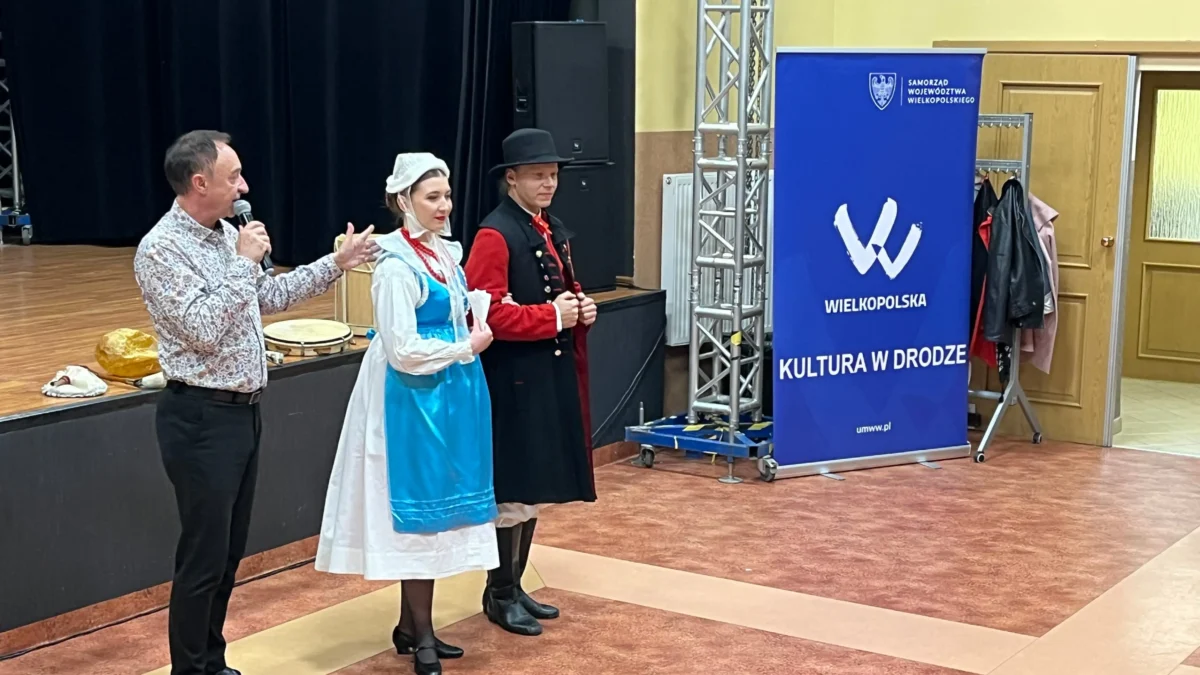 Wielkopolski folklor zagościł w Damasławku – koncert i warsztaty z zespołem „Wielkopolanie”